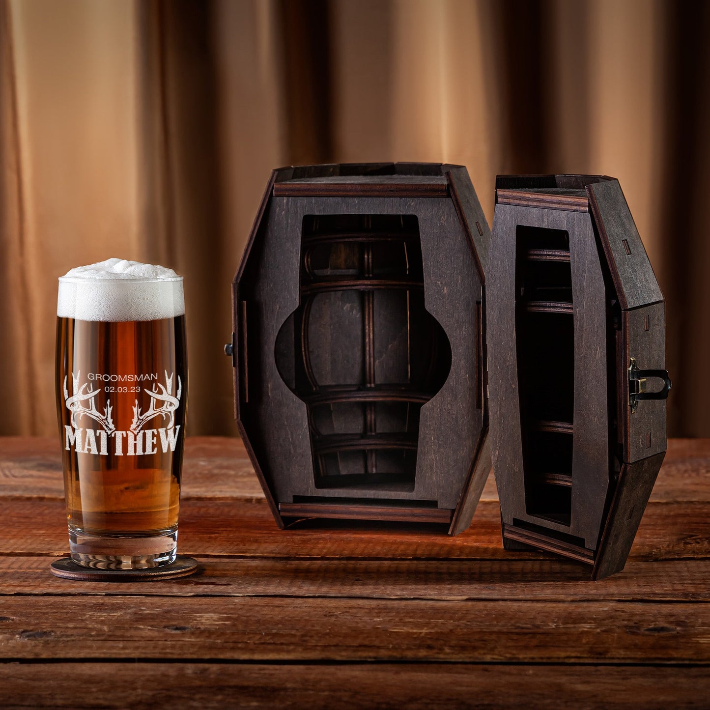 Personalized Beer Barrel Gift for Groomsmen – Deer Antlers
