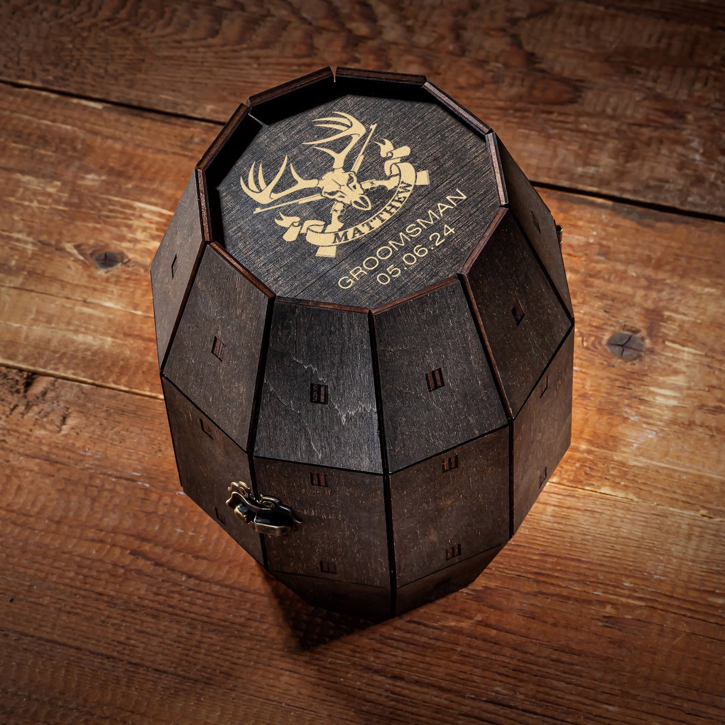 Personalized Deer Antlers Beer Glass in Wooden Barrel