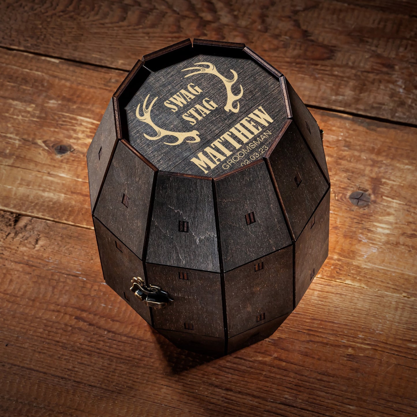 Personalized Beer Barrel Gift for Groomsmen – Deer Antlers