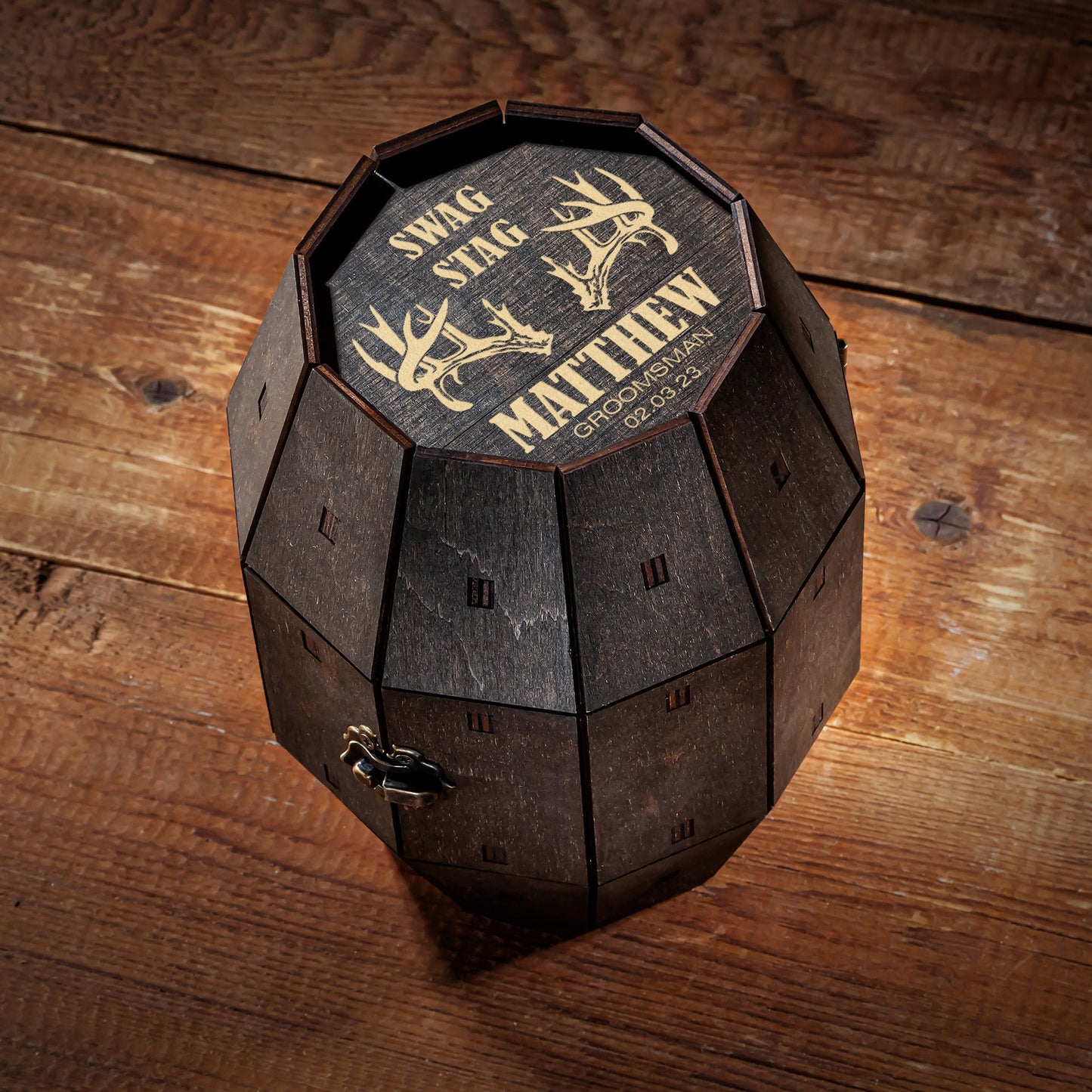 Personalized Beer Barrel Gift for Groomsmen – Deer Antlers