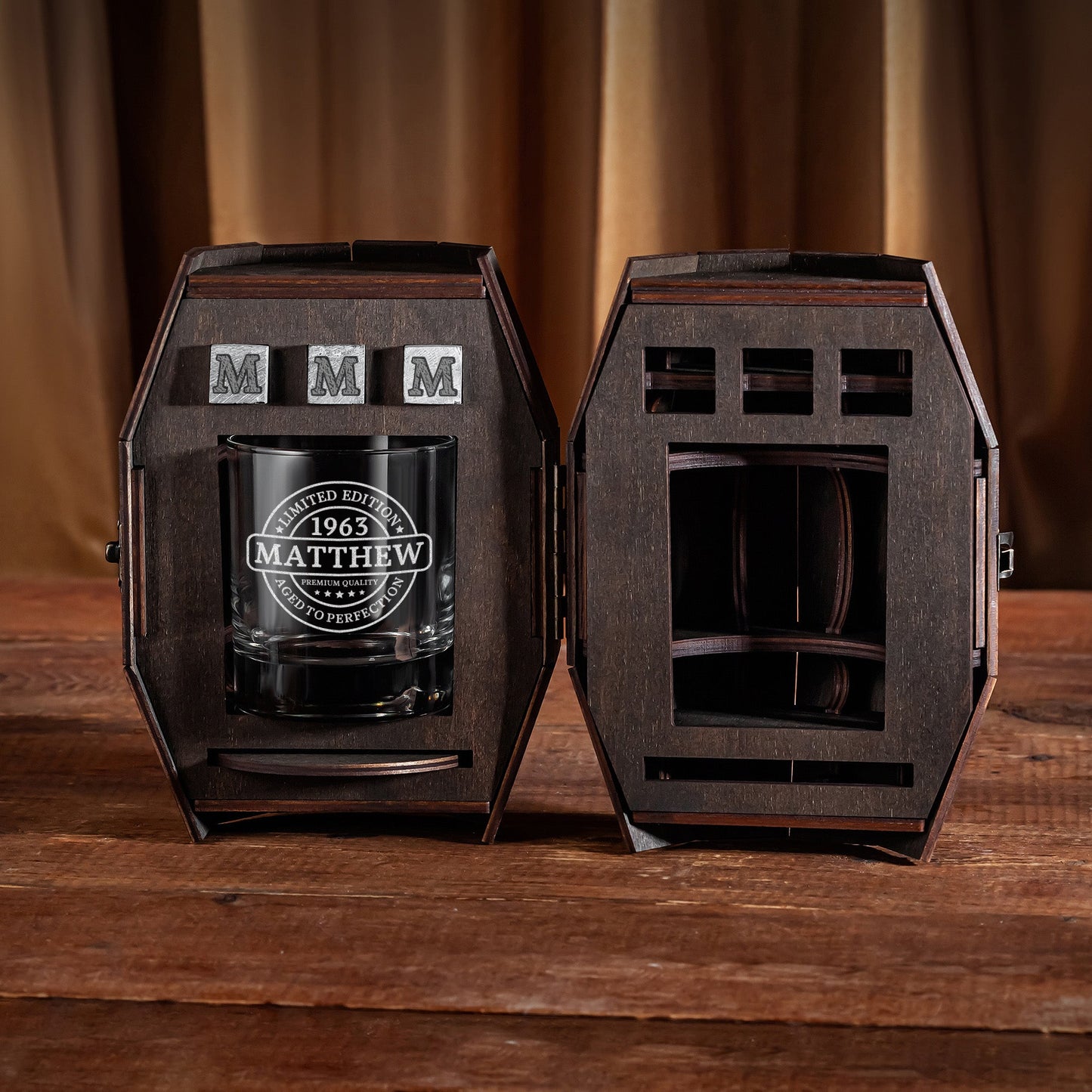 Personalized Whiskey Glass Set in Wooden Barrel – Birthday Gift for Men