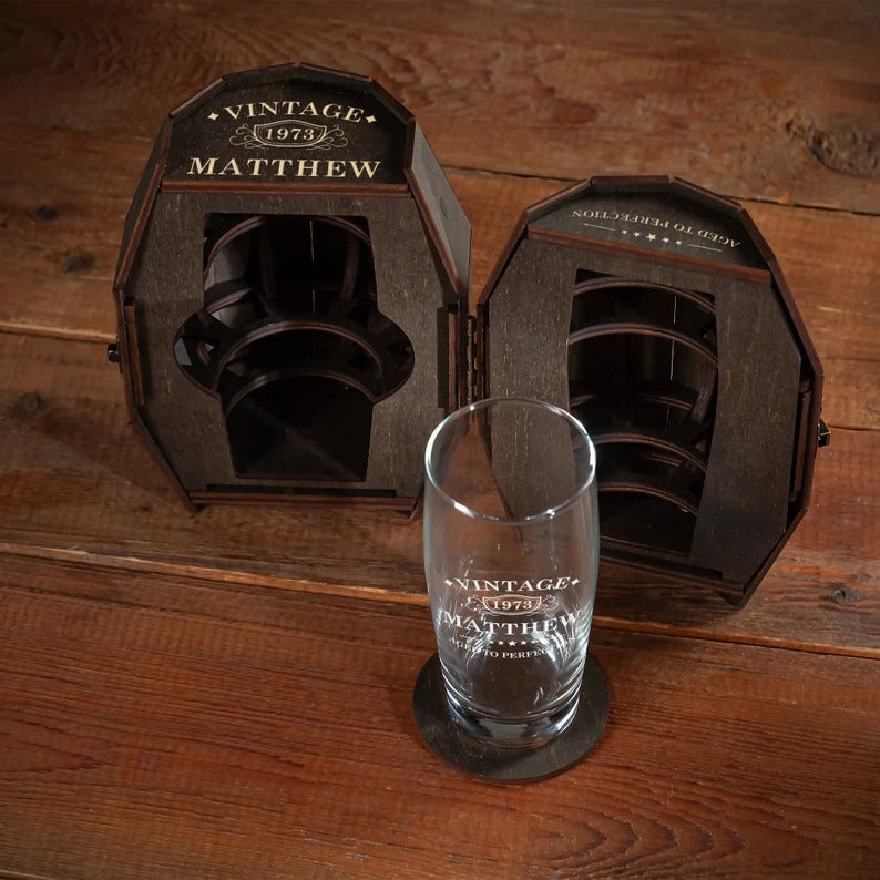 Personalized Beer Glass in Wooden Barrel – Birthday Gift for Him